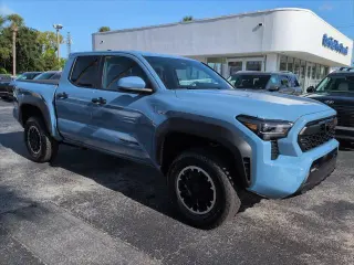 Toyota Tacoma 2026 4x4 TRD Todo Terreno 4p Doble Cabina 5.0 ft SB 8A