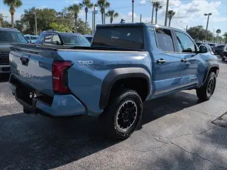 Toyota Tacoma 2026 4x4 TRD Todo Terreno 4p Doble Cabina 5.0 ft SB 8A