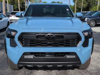 Toyota Tacoma 2026 4x4 TRD Todo Terreno 4p Doble Cabina 5.0 ft SB 8A