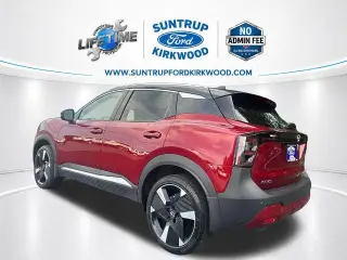 Nissan Kicks 2025 AWD SR 4dr Crossover