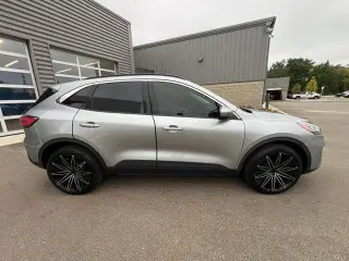 Ford Escape Hybrid 2021 AWD SEL 4dr SUV
