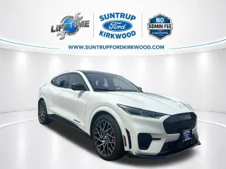 Ford Mustang Mach-E 2023 AWD GT 4 portas SUV