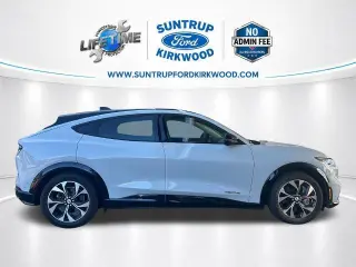 Ford Mustang Mach-E 2023 AWD Premium 4dr SUV