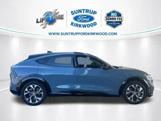 Ford Mustang Mach-E 2023 Premium 4p SUV