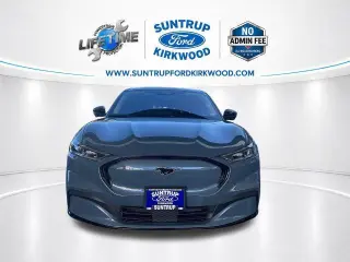 Ford Mustang Mach-E 2023 Premium 4p SUV