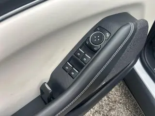 Ford Mustang Mach-E 2023 Premium 4p SUV
