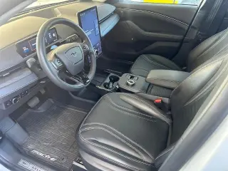 Ford Mustang Mach-E 2023 Premium 4dr SUV