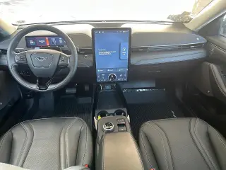 Ford Mustang Mach-E 2023 Premium 4dr SUV