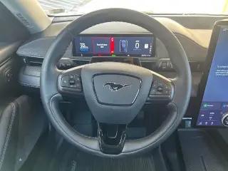 Ford Mustang Mach-E 2023 Premium 4dr SUV