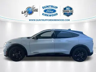 Ford Mustang Mach-E 2023 Premium 4dr SUV