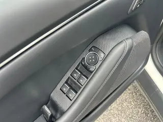 Ford Mustang Mach-E 2024 AWD Select 4dr SUV