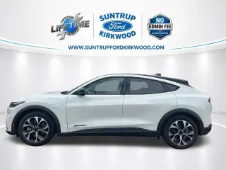 Ford Mustang Mach-E 2024 AWD Select 4dr SUV