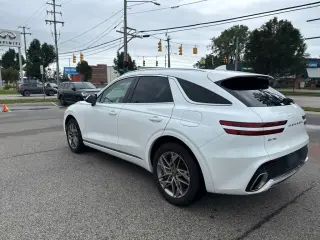 Genesis GV70 2025 AWD 2.5T Standard 4dr SUV