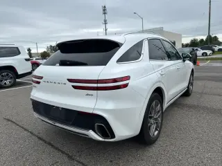 Genesis GV70 2025 AWD 2.5T Standard 4dr SUV