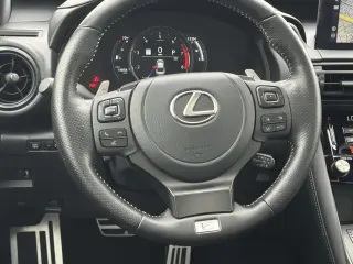Lexus IS 350 2023 F SPORT 4 Sedán