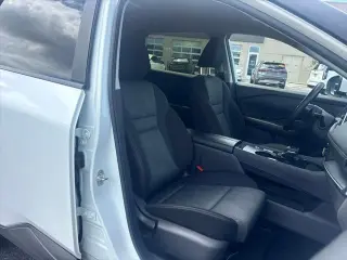 Nissan Rogue 2025 SV 4dr Crossover