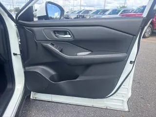 Nissan Rogue 2025 SV 4dr Crossover