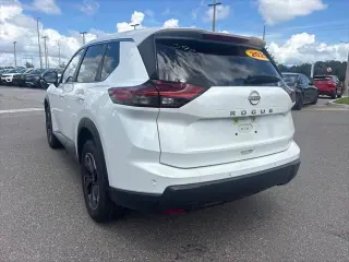 Nissan Rogue 2025 SV 4dr Crossover