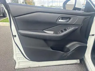 Nissan Rogue 2025 SV 4dr Crossover