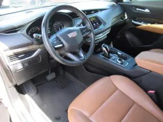 Cadillac XT4 2020 Premium Luxury 4dr Crossover