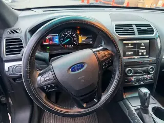Ford Explorer 2016 XLT 4dr SUV