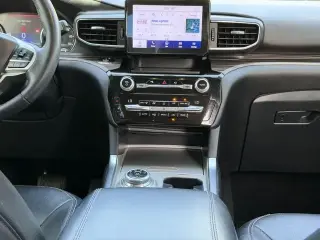 Ford Explorer 2021 AWD Limited 4dr SUV