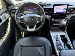 Ford Explorer 2021 AWD Limited 4dr SUV