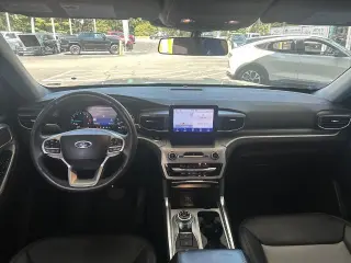 Ford Explorer 2023 AWD XLT 4dr SUV