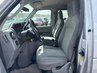 Ford E-Series 2014 E-350 SD XL 3dr Passenger Van