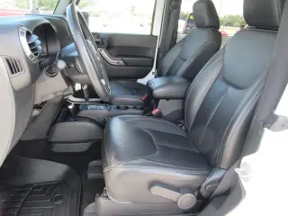 Jeep Wrangler JK 2018 4x4 Sahara SUV 2 puertas