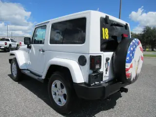 Jeep Wrangler JK 2018 4x4 Sahara SUV 2 puertas