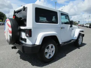 Jeep Wrangler JK 2018 4x4 Sahara SUV 2 puertas