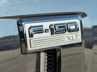Ford F-150 2022 4x4 XLT 4 puertas SuperCahreña caja corta 5,5 pies