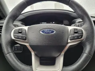 Ford Explorer 2024 AWD XLT 4dr SUV