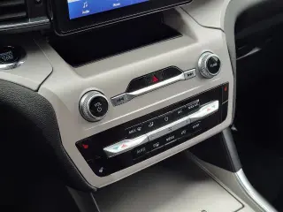 Ford Explorer 2024 AWD XLT 4dr SUV