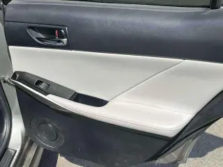 Lexus IS 250 2015 4p Sedano