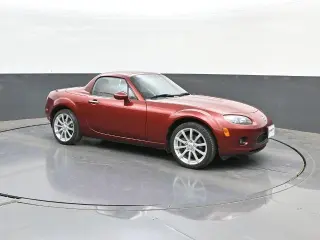 Mazda MX-5 Miata 2008 Grand Touring 2desc Convertible w/Power Hard Top (2L I4 6M)