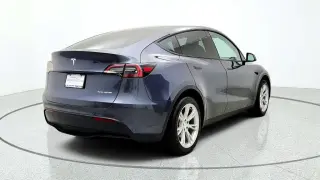 Tesla Model Y 2023 AWD 4dr Crossover