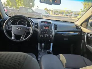 Kia Sorento 2013 4x4 LX 4p SUV