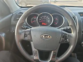 Kia Sorento 2013 4x4 LX 4p SUV