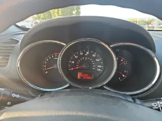 Kia Sorento 2013 4x4 LX 4p SUV