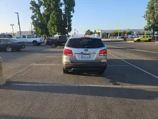 Kia Sorento 2013 4x4 LX 4p SUV
