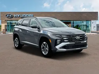 Hyundai TUCSON 2025 SEL SUV de 4 puertas
