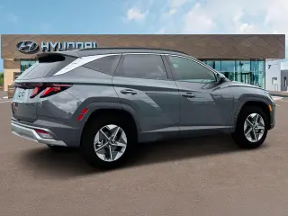 Hyundai TUCSON 2025 SEL SUV de 4 puertas