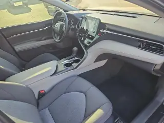 Toyota Camry 2024 LE 4dr Sedán