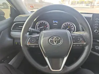 Toyota Camry 2024 LE 4dr Sedán