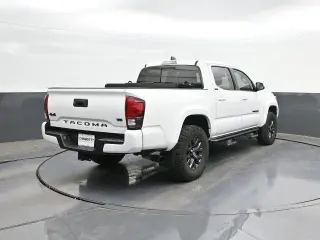 Toyota Tacoma 2023 4x4 TRD Pro 4dr Cabina Doble 5.0 ft SB 6M