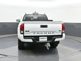 Toyota Tacoma 2023 4x4 TRD Pro 4dr Cabina Doble 5.0 ft SB 6M