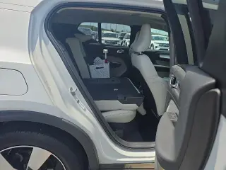 Volvo XC40 2021 T4 Momentum 4dr SUV