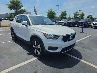Volvo XC40 2021 T4 Momentum 4dr SUV